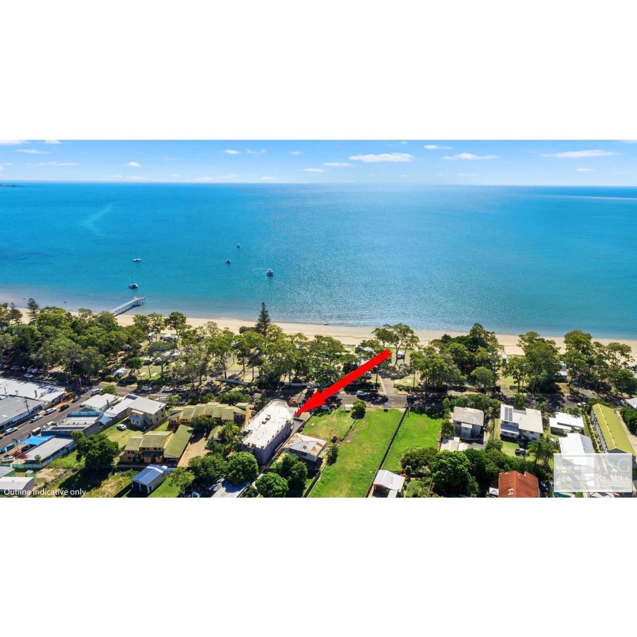 Beach Villa On The Esplanade Hervey Bay Exterior photo